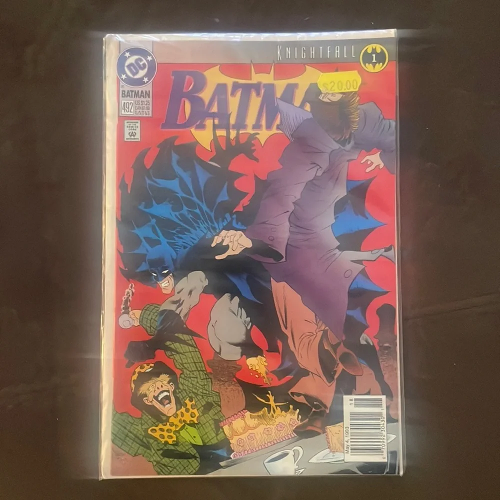 Batman Knightfall - Picture 1 of 1